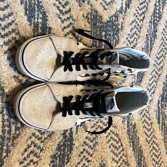 🔥🔥OG Vans checkerboard flames.. off white - Picture 2 of 4